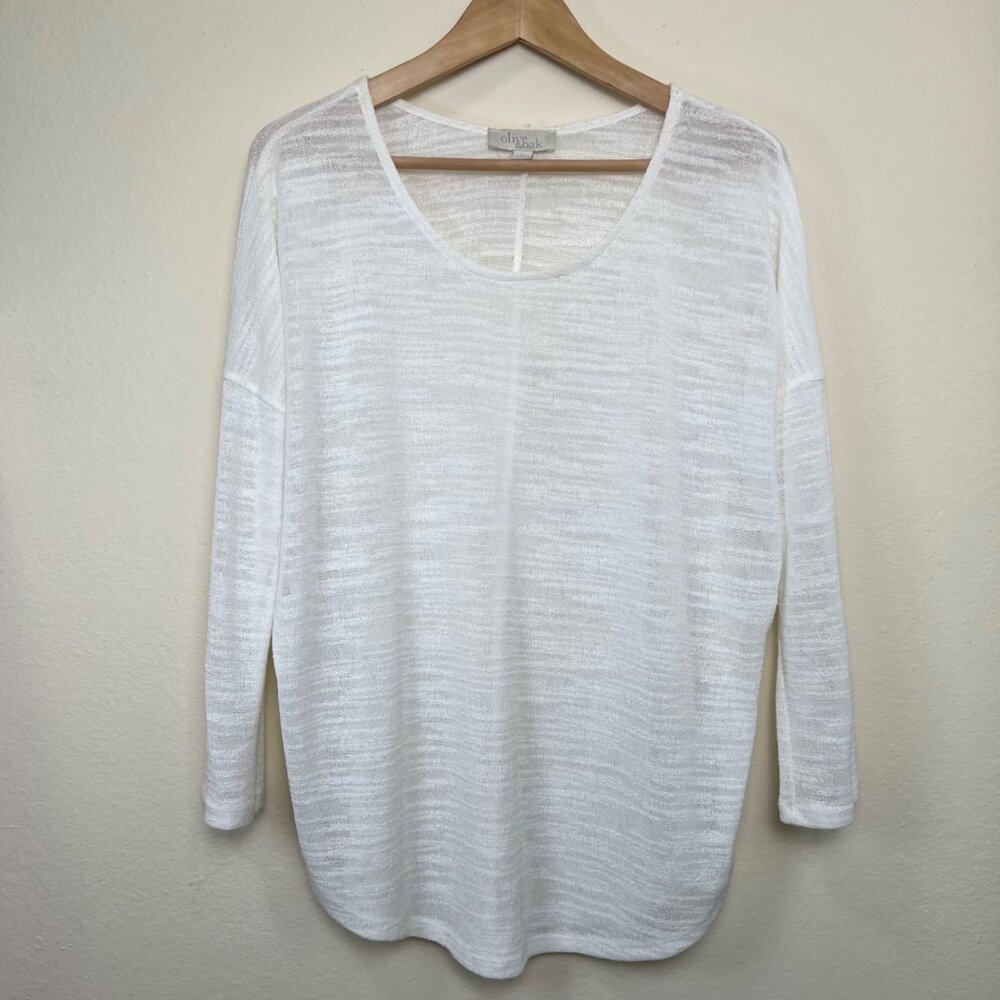 OLIVE & OAK Lightweight Cream Semi-Sheer 3/4 Sleeve Scoop Neck Top Size Large